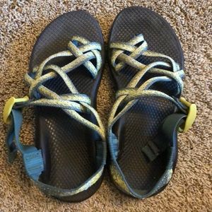 Green and blue thin strap toe Chacos!